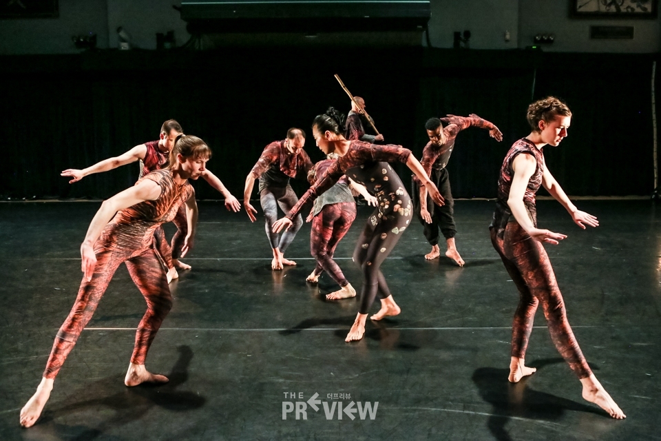 92Y 하크니스 댄스페스티벌 머스커닝햄 특별기획 프로그램중 'Douglas Dunn & dancers' (사진=JulieLemberger)